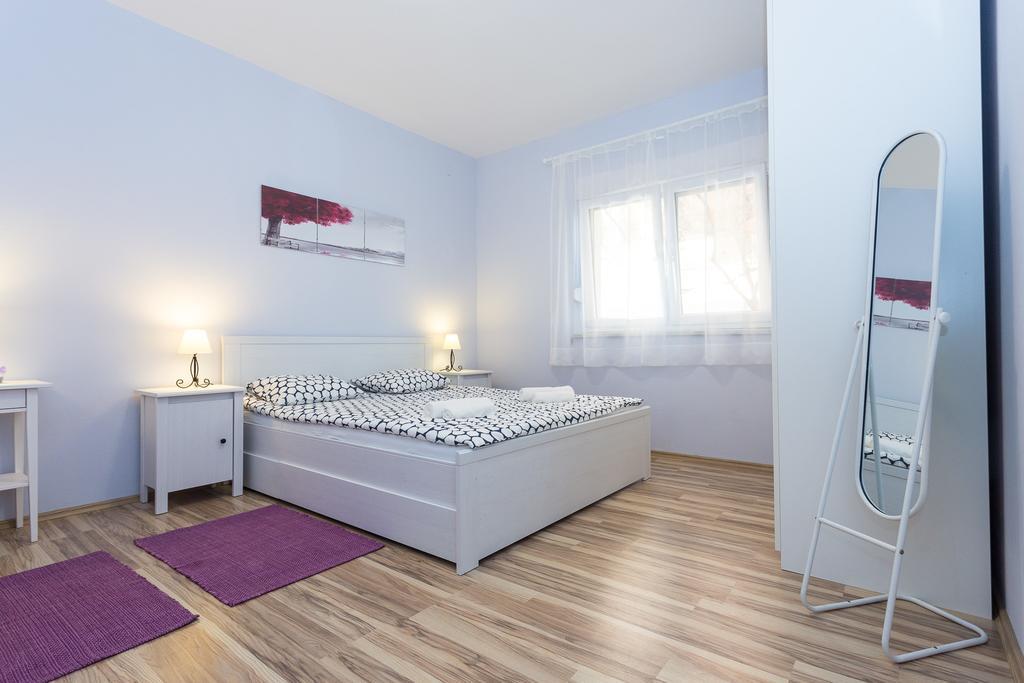 Apartment Perunika Zadar Exterior photo
